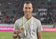 صافرة موريتانية تقود مباراة المغرب والكاميرون