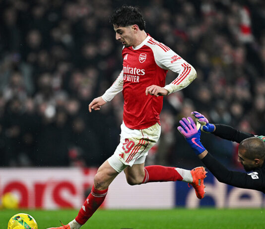 آرسنال يفوز على تشيلسي ويتأهل إلى نهائي كأس الرابطة الإنجليزية