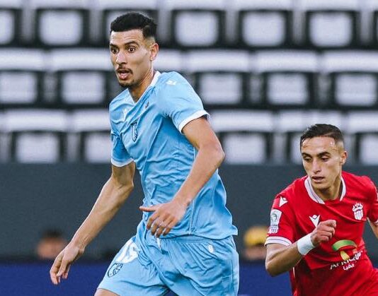 حسنية أكادير يفوز على اتحاد تواركة بثنائية