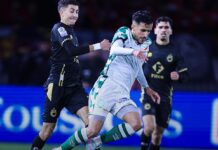 الرجاء الرياضي يفوز على أولمبيك آسفي ويعزز صدارته للدوري الاحترافي