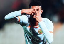 نهضة بركان يفوز على الدفاع الحسني الجديدي