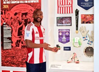 أولمبياكوس اليوناني يمدد عقد المغربي أيوب الكعبي