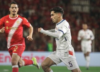 قمة أولمبيك آسفي والوداد في كأس الكونفدرالية تنتهي بالتعادل