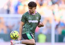 عبد الصمد الزلزولي أفضل لاعب في ريال بيتيس لشهر مارس