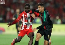 الجيش الملكي يتصدر الدوري الاحترافي بعد تعادله مع الكوكب المراكشي