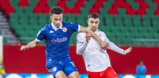 الفتح الرياضي يفوز على الوداد بهدف نظيف