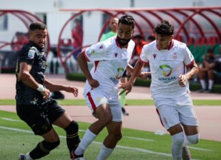 مباراة حسنية أكادير واتحاد طنجة تنتهي بالتعادل