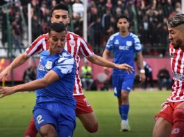 الدفاع الحسني الجديدي يفوز على النادي المكناسي