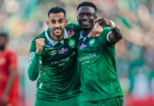 الرجاء يمطر شباك الفتح برباعية