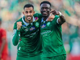 الرجاء يمطر شباك الفتح برباعية