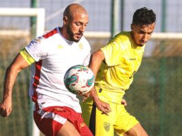مباراة المغرب الفاسي والوداد الرياضي الأحد المقبل