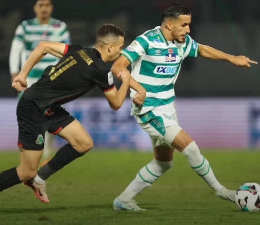 عز الدين بو الفايد يقود مباراة الجيش الملكي والرجاء الرياضي