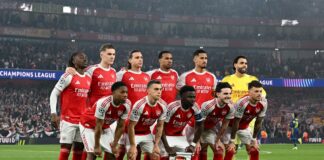 آرسنال يتوج بلقب الدوري الإنجليزي بعد 22 عاما