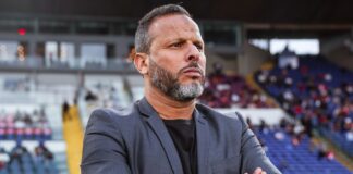 بنشريفة: “مباريات الديربي تربح ولا تلعب.. تجربتي السابقة كلاعب ساعدتني في تحفيز اللاعبين”