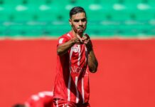 الفتح الرياضي يفوز على الرشاد البرنوصي ويتأهل إلى ثمن نهائي كأس العرش