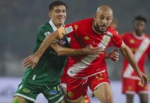 “ديربي” البيضاء.. الرجاء لتعزيز الصدارة والوداد لتقليص الفارق
