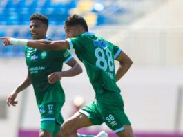 الرجاء يتغلب على الزمامرة ويحقق فوزه الأول رفقة نصر الدين نابي