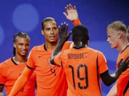 هولندا تفوز على تونس وتضرب موعدا مع المغرب في دور الـ32 لكأس العالم