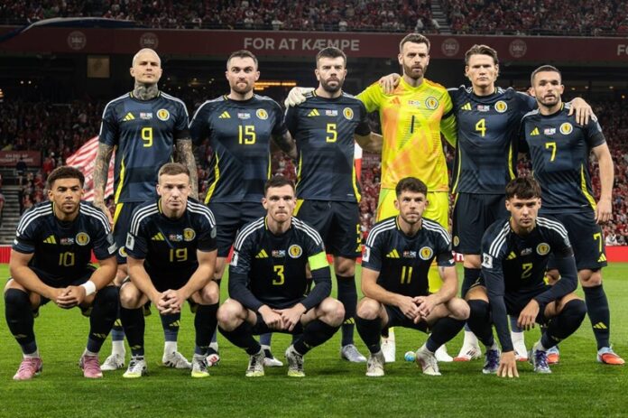 Copenhagen-Denmark.-05th-Sep-2025.-Scotlands-football-team-players-pose-for-a-team-photo