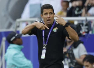 الأهلي المصري يتقدم في مفاوضاته مع حسين عموتة
