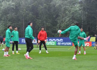 المنتخب المغربي يواصل استعداداته لمواجهة فرنسا