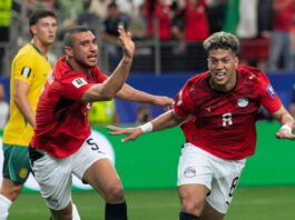 مصر تفوز على أستراليا وتتأهل لثمن نهائي كأس العالم للمرة الأولى في تاريخها