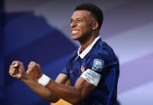 فرنسا تفوز على السويد بثلاثية وتتأهل إلى ثمن نهائي كأس العالم