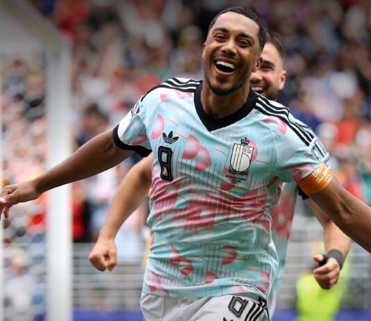 بلجيكا تتأهل إلى ثمن نهائي كأس العالم على حساب السنغال في مباراة مثيرة
