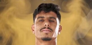 المغرب الفاسي يعزز دفاعه بضم عبد الله خفيفي