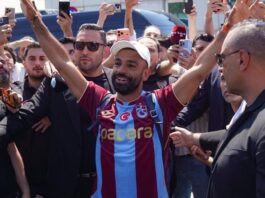 الفرعون بالطربوش التركي.. طرابزون سبور يعلن التعاقد رسميا مع محمد صلاح