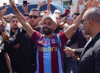 الفرعون بالطربوش التركي.. طرابزون سبور يعلن التعاقد رسميا مع محمد صلاح