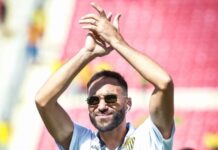 آيت الخرصة يطوي صفحة المغرب الفاسي