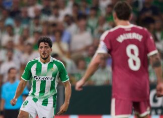 ريال مدريد يتلقى الهزيمة الأولى في “الليغا” أمام ريال بيتيس