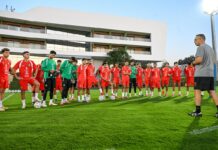 التحاق حكيمي والصيباري وأخوماش بمعسكر المنتخب الوطني