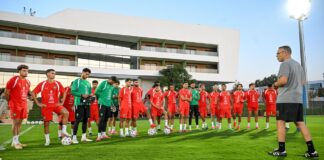 التحاق حكيمي والصيباري وأخوماش بمعسكر المنتخب الوطني