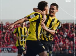 المغرب الفاسي يحسم مواجهته أمام حسنية أكادير بثنائية