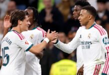 ريال مدريد يفوز على إشبيلية برباعية في الدوري الإسباني