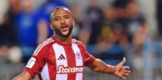 المدير الرياضي لأولمبياكوس يشيد بأيوب الكعبي ويترقب عودته إلى الملاعب